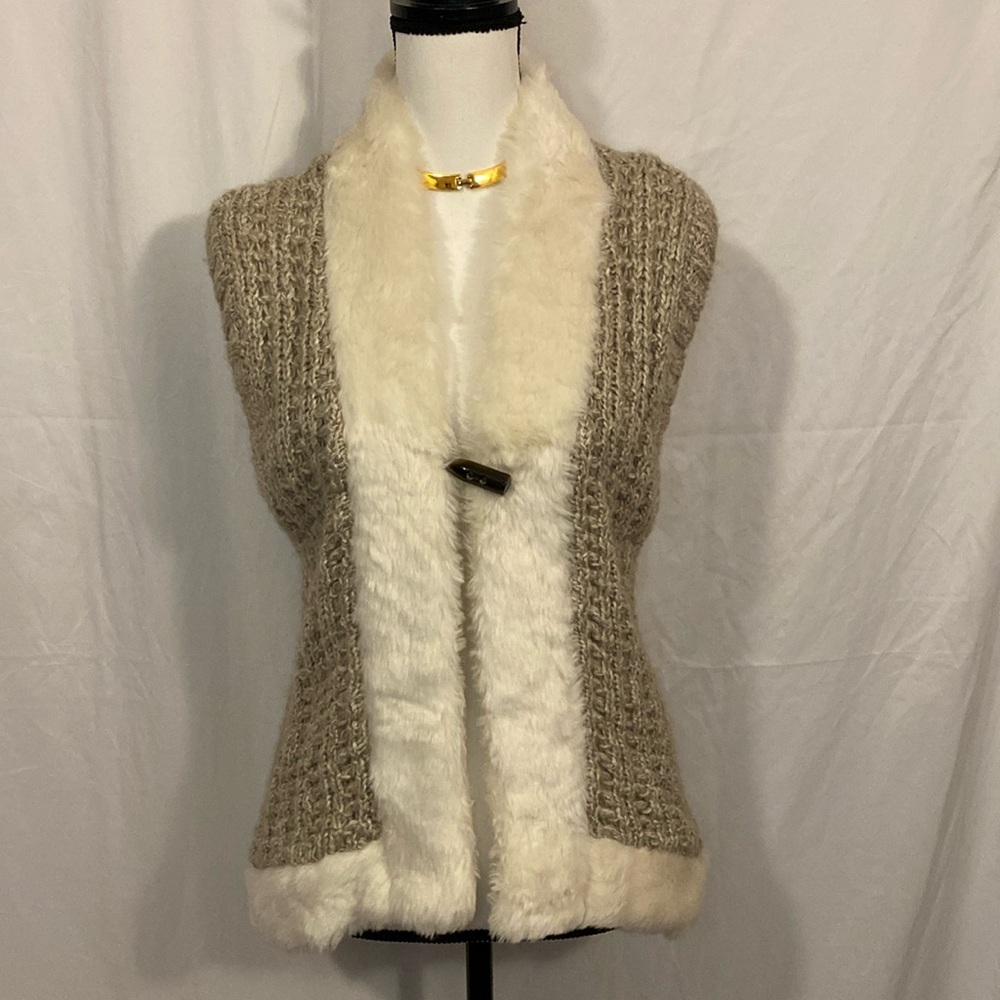 Sweater Fur Trim Vest - Petite